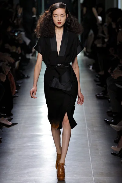 Look 17
